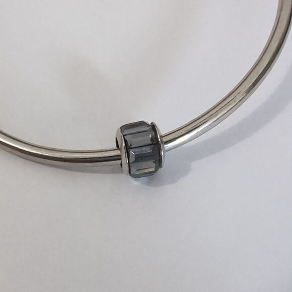 Silver Smokey Gray Crystal‎ Spacer Charm for Pandora Style Bracelet - Picture 1 of 3